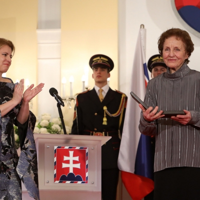 Foto: Alžbetu Rajterovú ocenila prezidentka SR Zuzana Čaputová
