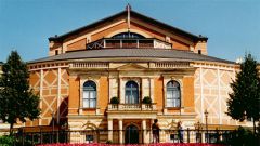 Foto 1: Štipendisti Wagnerovej spoločnosti v Bayreuthe