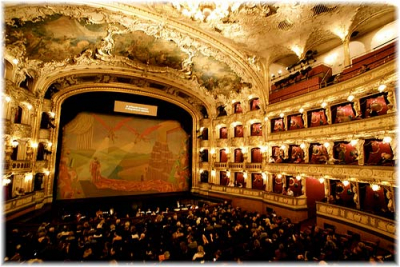 Foto 1: Čo vlastne od opery očakávame