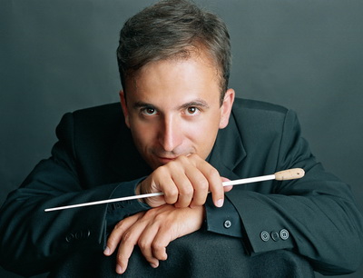 Photo: conductor Huba Hollókői
