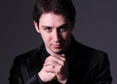 Foto: Rossen Gergov - dirigent. Foto: I. Peshev