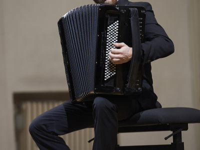 Foto: Bjarke Mogensen, akordeón  