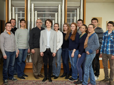 Foto: K. Mossakowski a účastníci organového workshopu