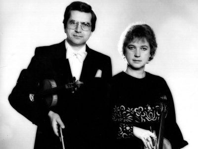 Photo: Violin Duo Anna and Quido Hölbling