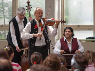 Foto: Ako sme pesničky obliekali