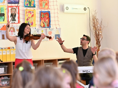 Photo: Violin or piano?