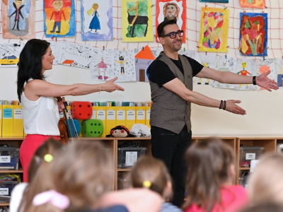 Photo: Violin or piano?