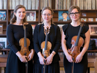 Photo: Three buddies and a really fantastic bunker